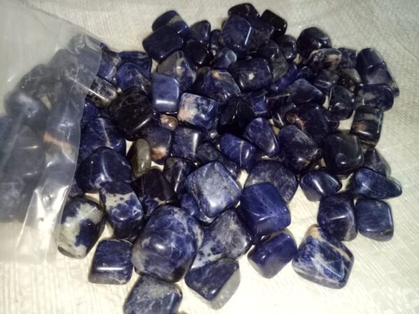 SODALITE TUMBLED STONE - Image 4