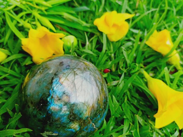 LABRADORITE (SPHERE STONE)