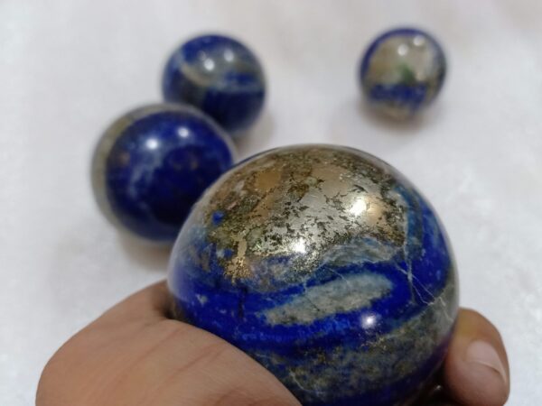 LAPIS LAZULI (SPHERE STONE) - Image 3