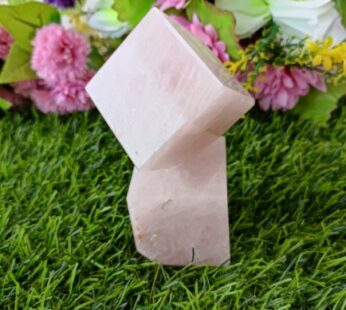 ROSE QUARTZ CUBE