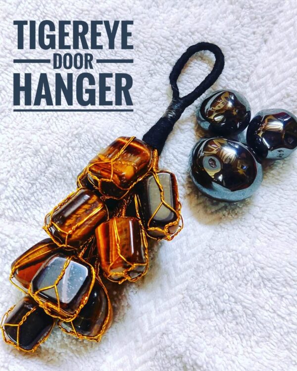 TIGER EYE HANGER